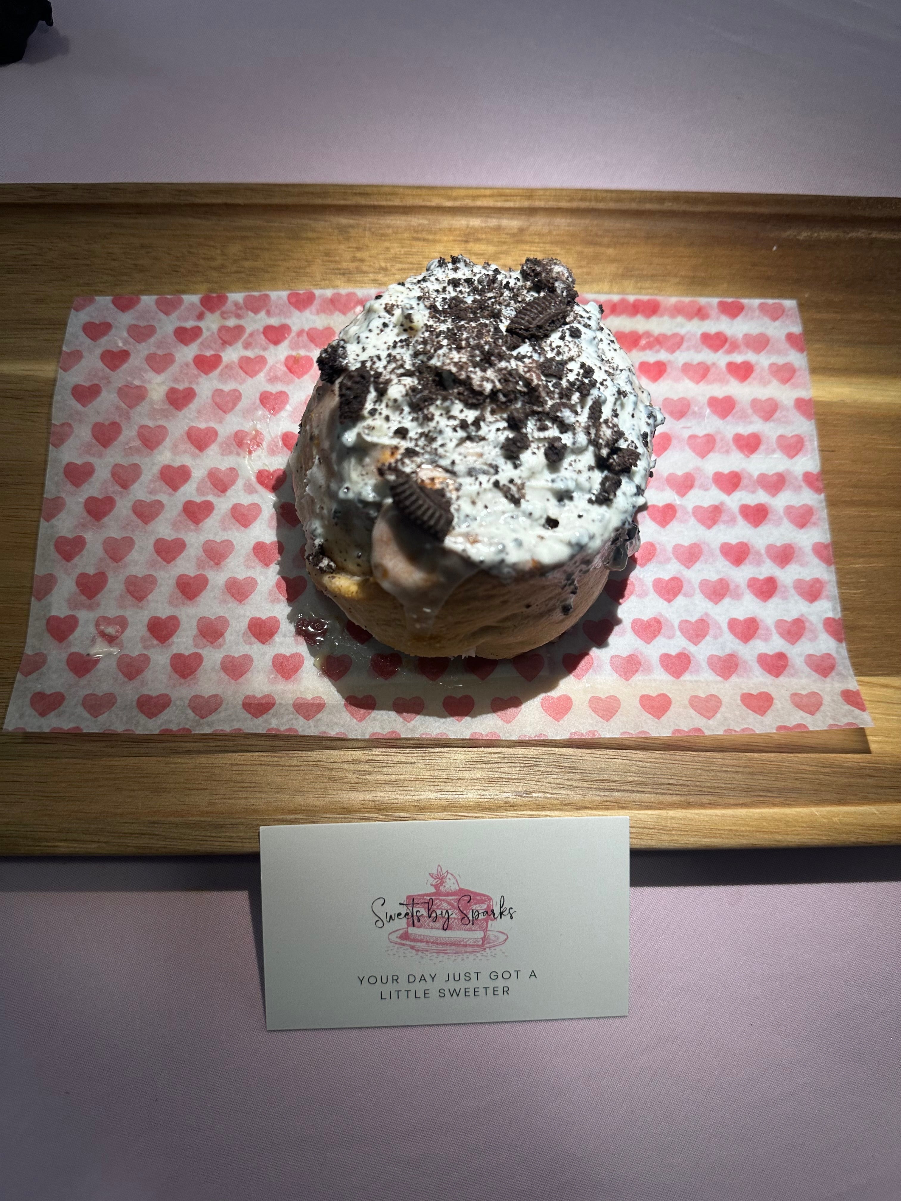 Cookies & Cream Cinnamon Roll